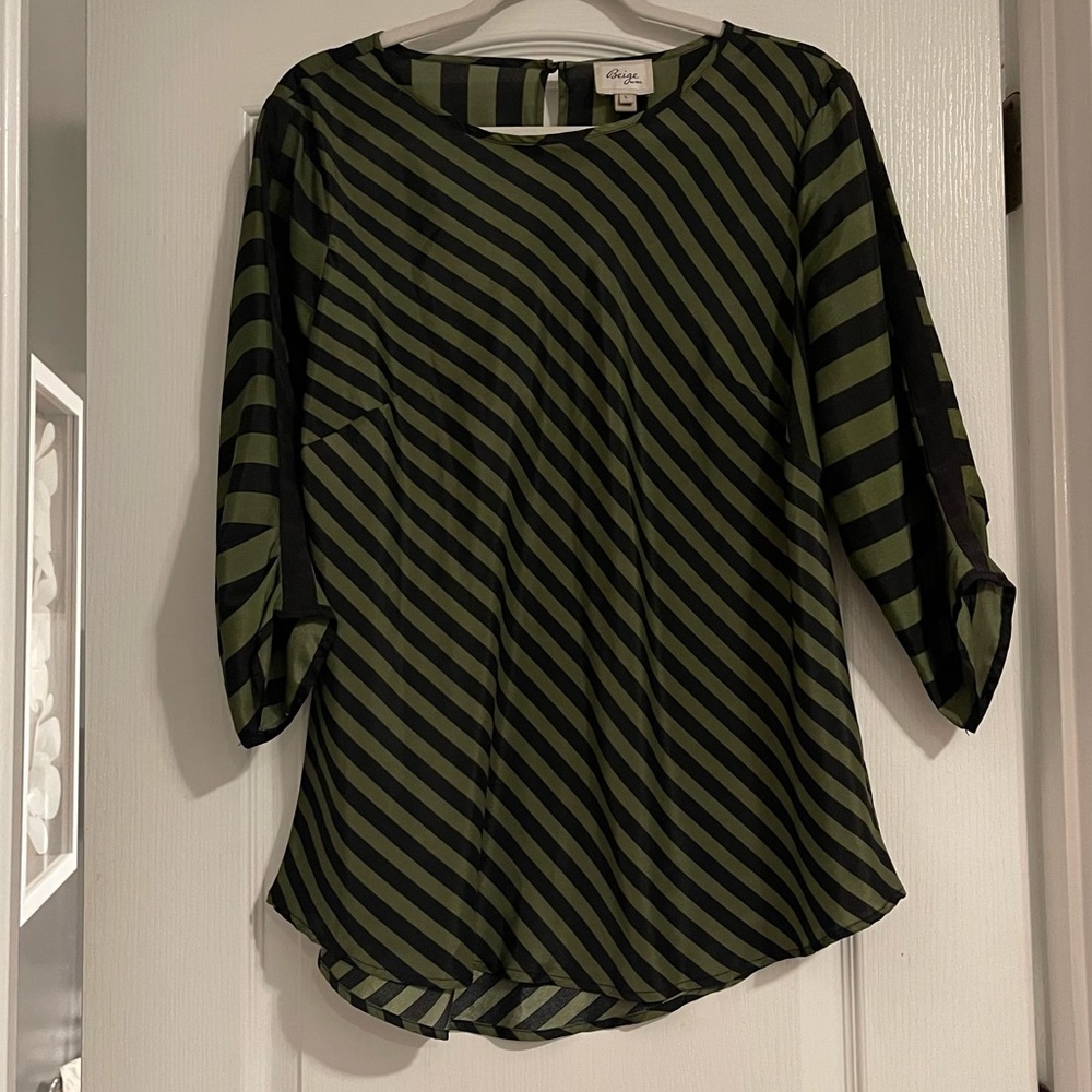 Black and green striped top